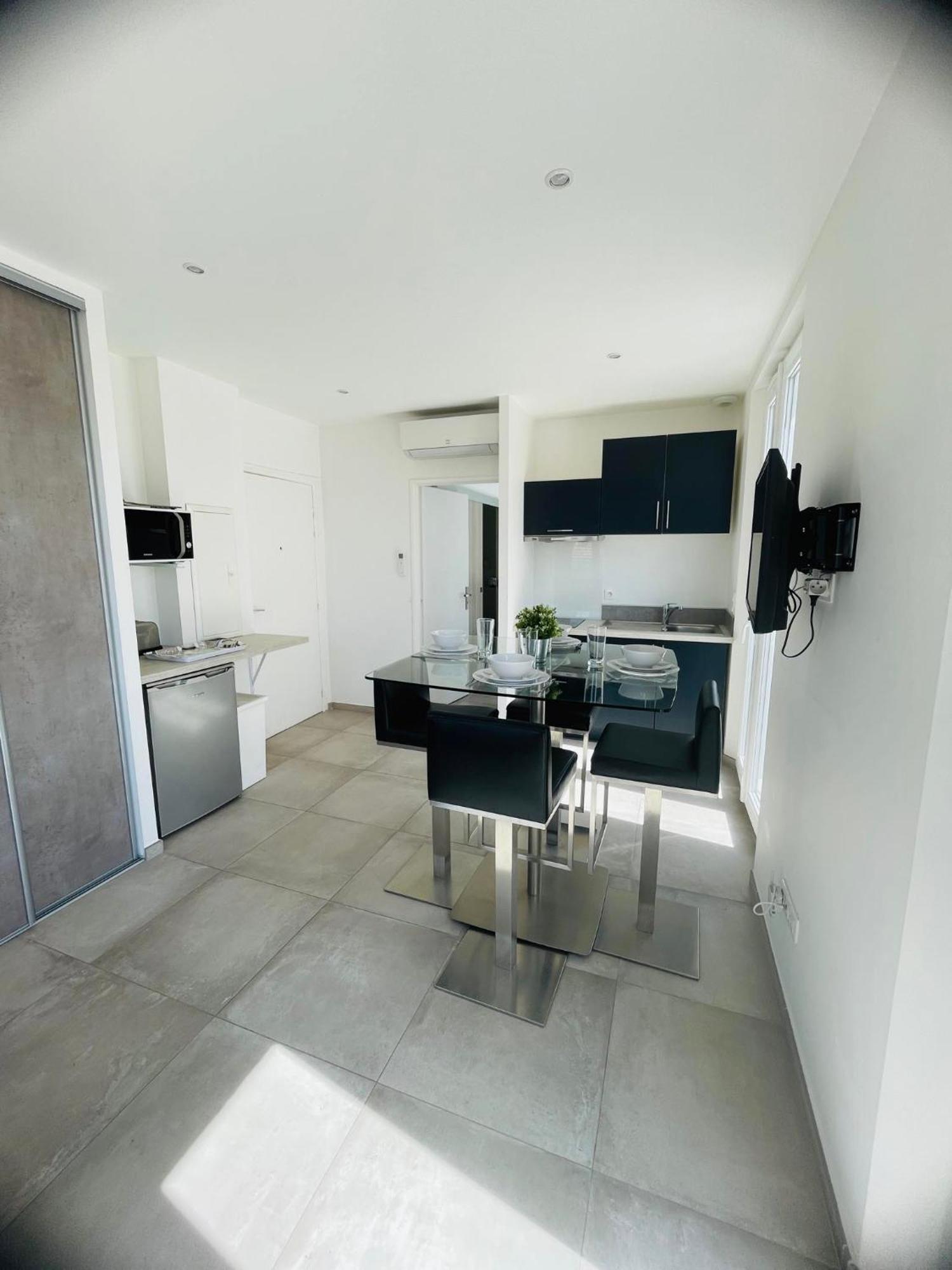 Appartement Port De Sanary Екстер'єр фото
